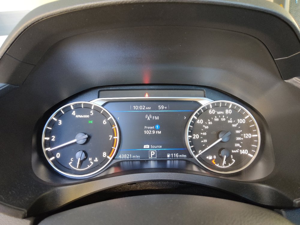 Used 2024 Nissan Altima 2.5 SV FWD image 23