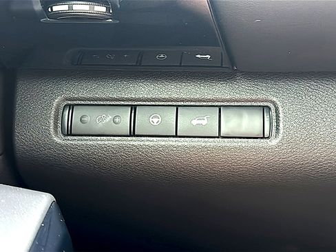 New 2026 Nissan Pathfinder SV FWD image 27