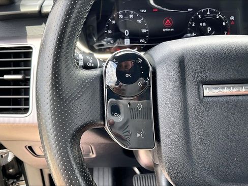 Used 2020 Land Rover Range Rover Sport HSE image 22