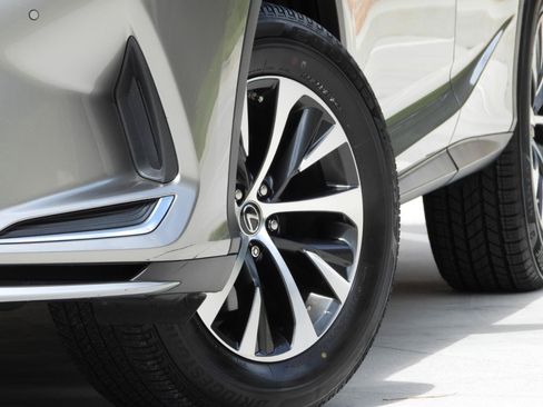Used 2020 Lexus RX 350 FWD w/ Accessory Package image 6