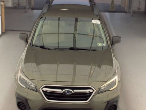 Used 2019 Subaru Outback 2.5i AWD/4WD image 16