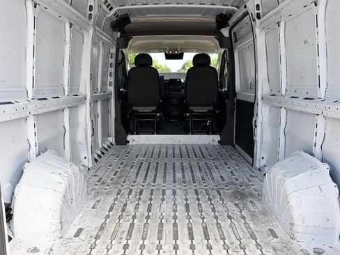 Used 2023 RAM ProMaster 2500 image 11