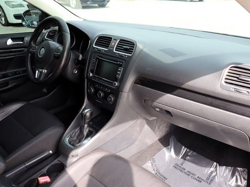 Used 2012 Volkswagen Jetta TDI FWD image 17