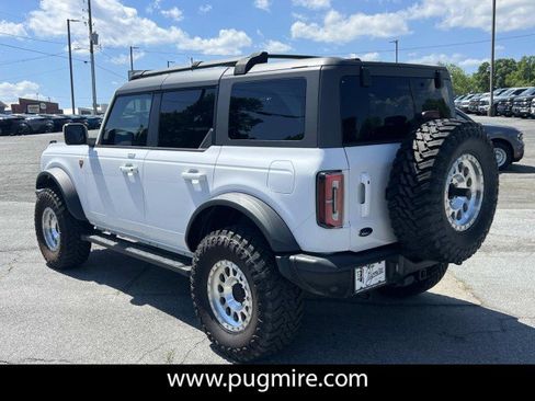 Used 2023 Ford Bronco Badlands w/ Sasquatch Package AWD/4WD image 5