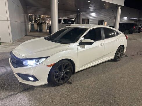Used 2019 Honda Civic Sport image 1