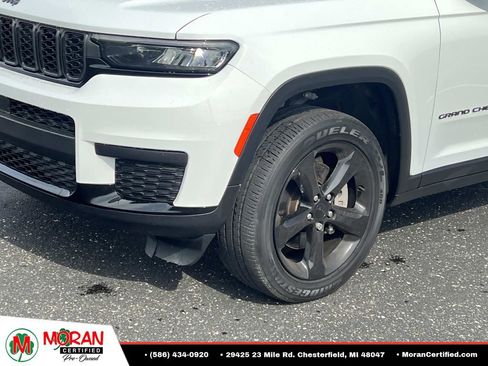 Used 2024 Jeep Grand Cherokee L Altitude AWD/4WD image 8