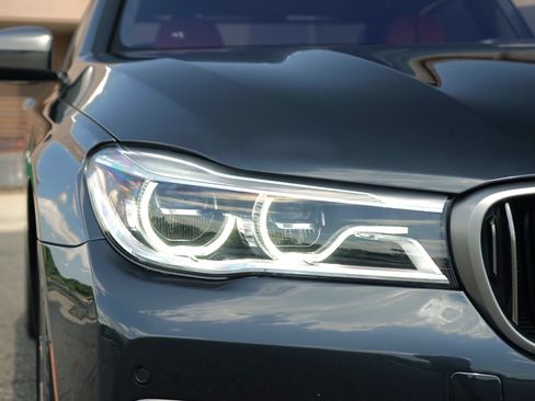 Used 2018 BMW M760i xDrive AWD/4WD image 6