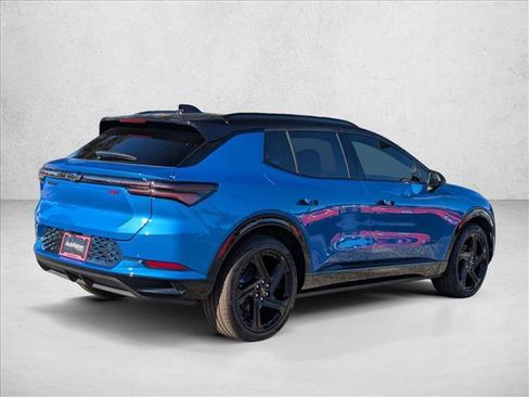 New 2026 Chevrolet Equinox EV RS FWD image 2