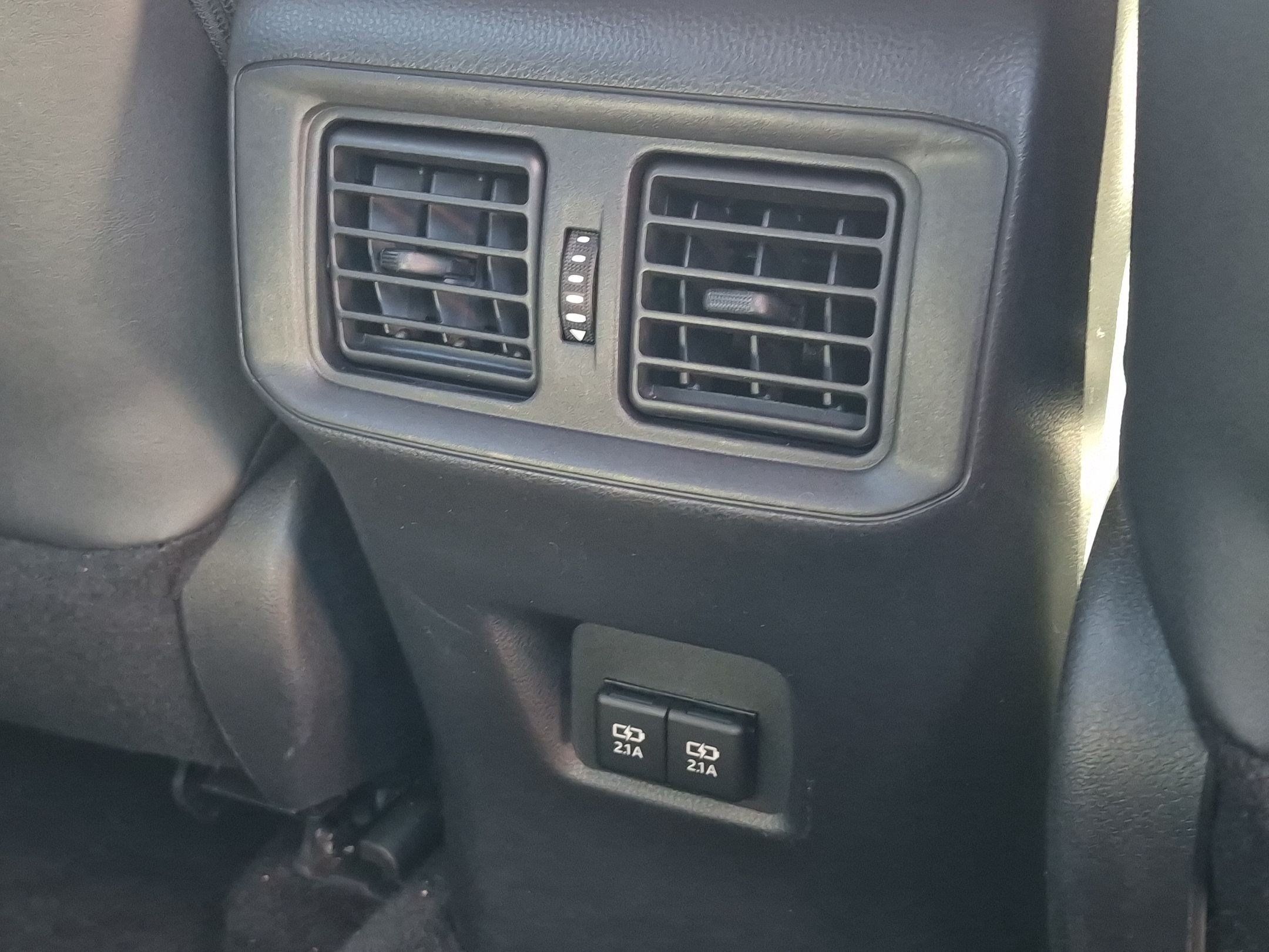 Used 2021 Toyota RAV4 XSE AWD/4WD image 28