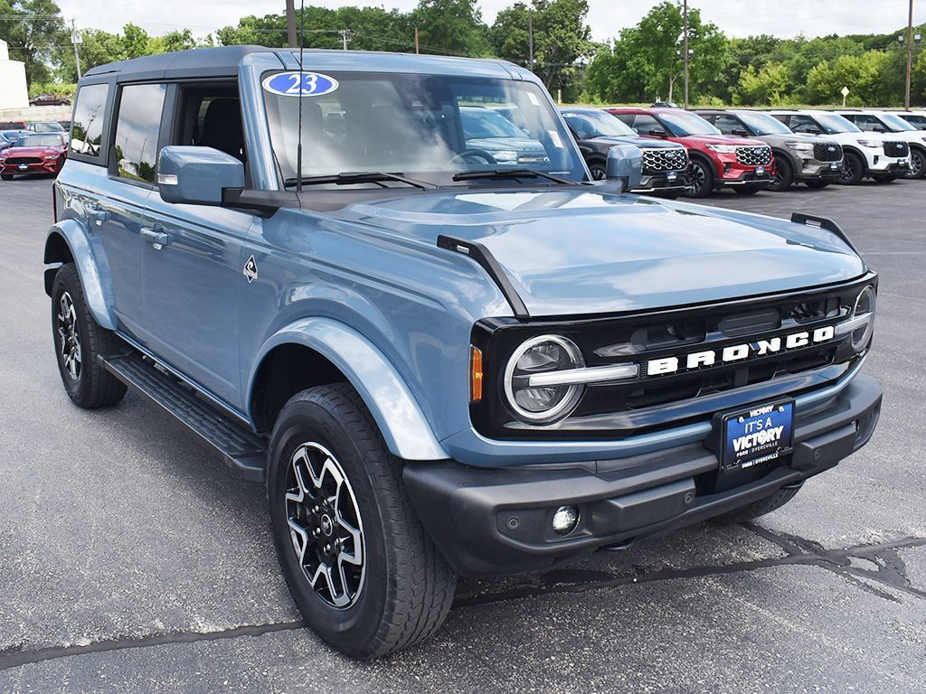 Used 2023 Ford Bronco Outer Banks AWD/4WD image 12