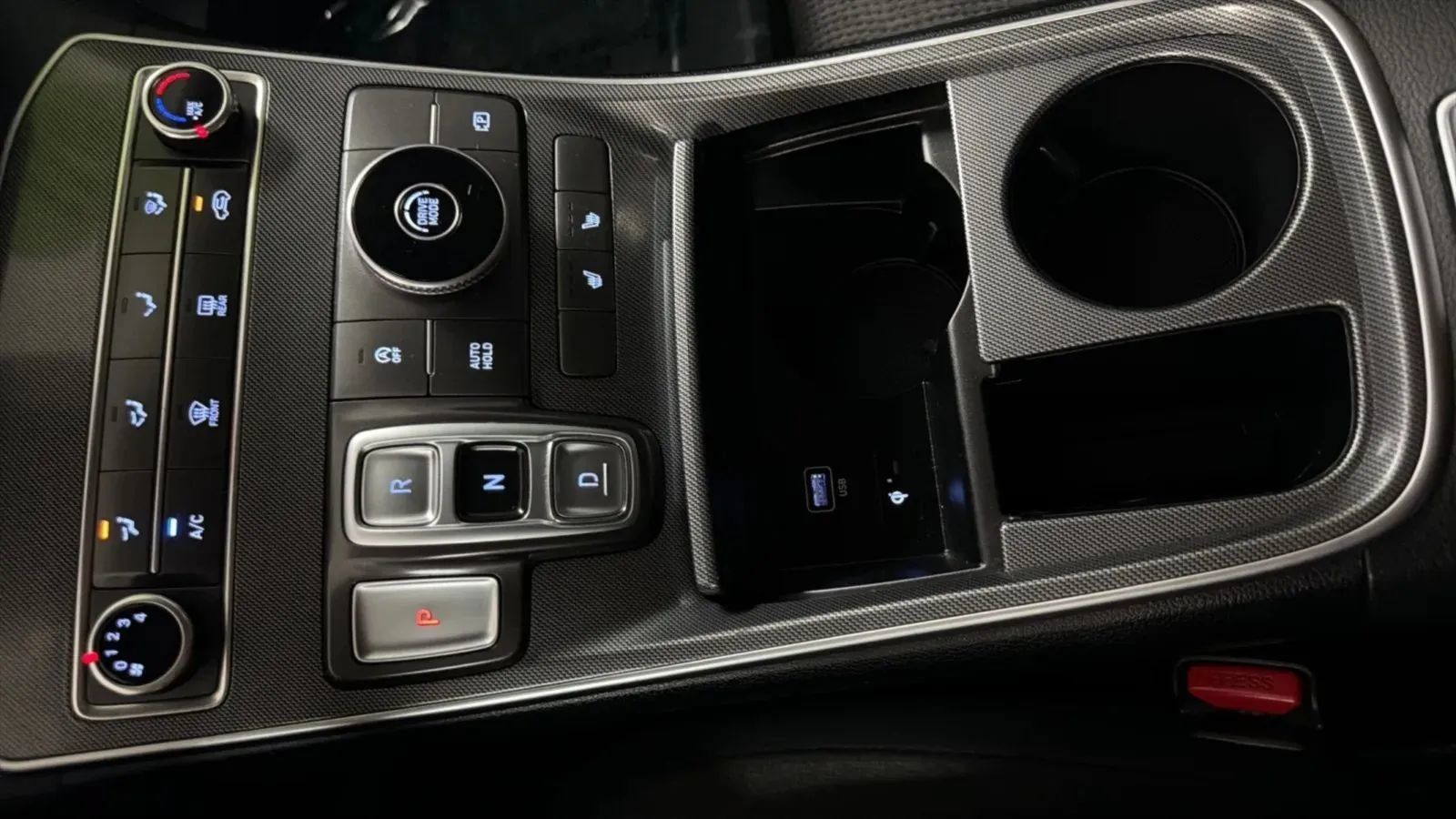 Used 2021 Hyundai Santa Fe SEL FWD image 12