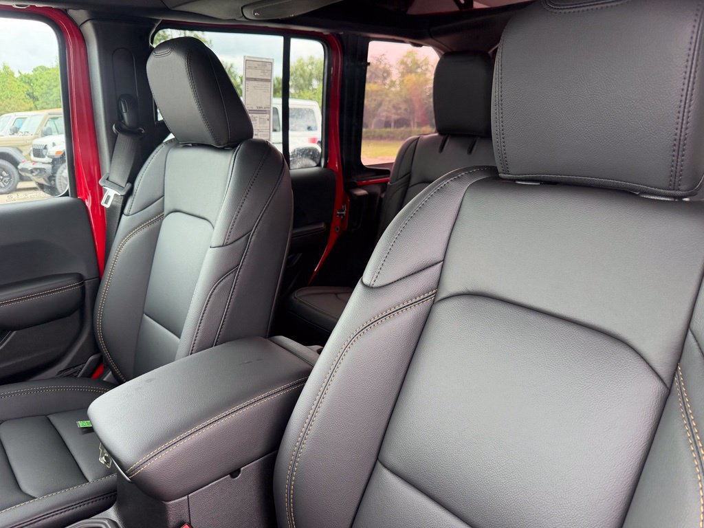 New 2027 Jeep Wrangler Unlimited Sahara AWD/4WD image 27