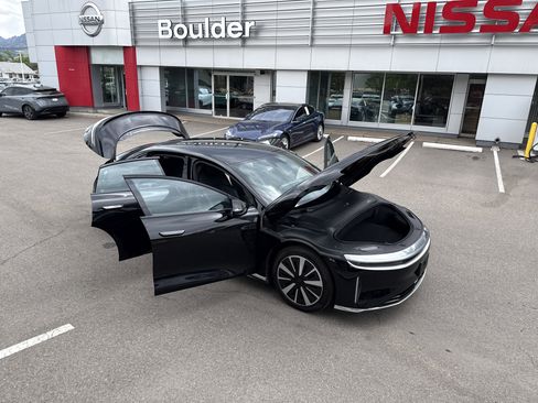 Used 2024 Lucid Air Touring AWD/4WD image 11