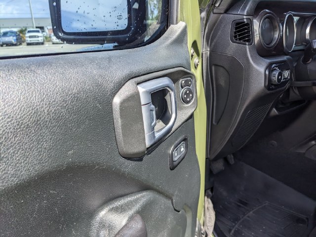 Used 2021 Jeep Wrangler Unlimited Sport AWD/4WD image 19