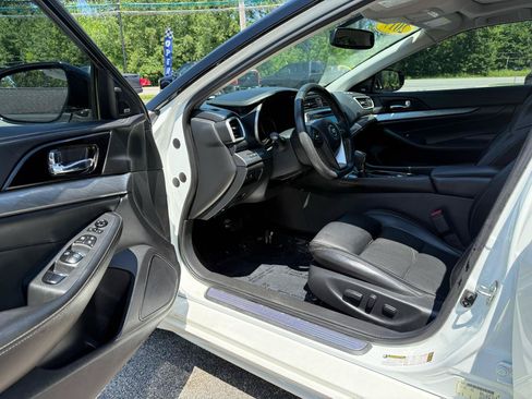 Used 2017 Nissan Maxima 3.5 SL FWD image 14