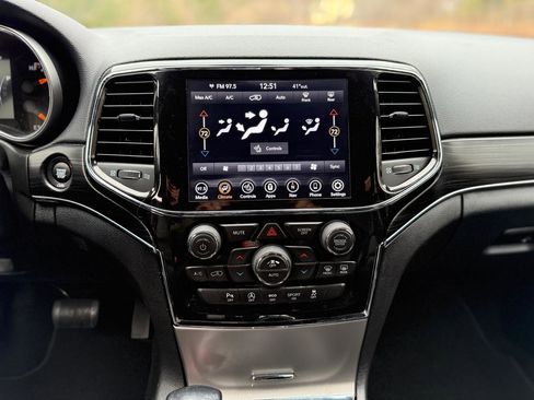 Used 2021 Jeep Grand Cherokee Limited image 18