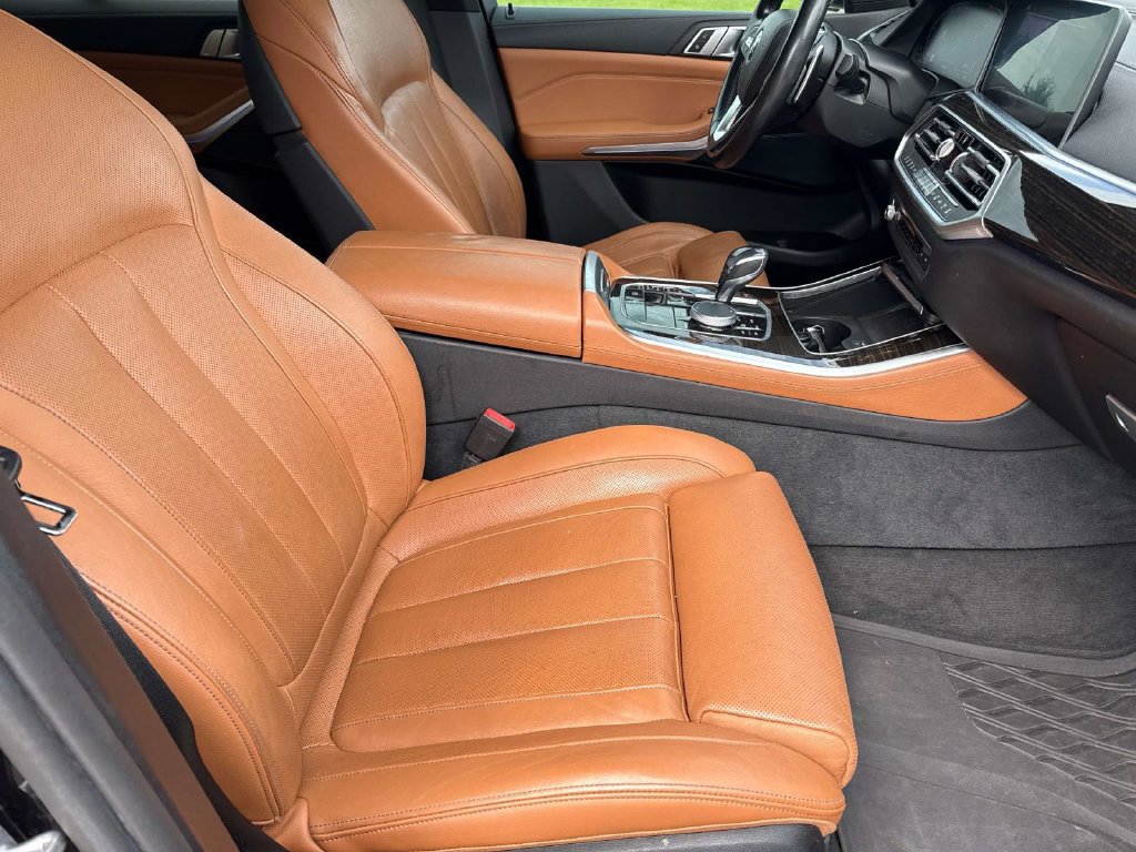 Used 2019 BMW X5 xDrive40i w/ Luxury Seating Package AWD/4WD image 17