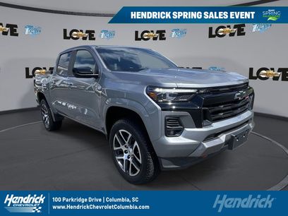 Used 2023 Chevrolet Colorado Z71 w/ Z71 Convenience Package 2