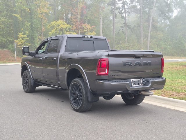 Used 2025 RAM 3500 Limited AWD/4WD image 3