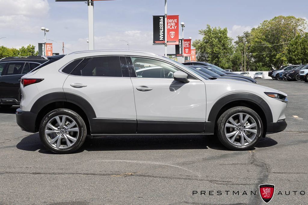 Used 2025 MAZDA CX-30 AWD 2.5 S w/ Premium Package image 19