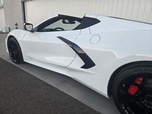 Used 2023 Chevrolet Corvette Stingray Coupe w/ 1LT RWD image 25