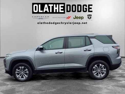 Used 2025 Chevrolet Equinox LT image 17