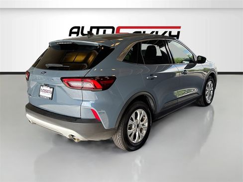 Used 2024 Ford Escape Active image 7