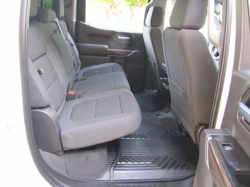 Used 2020 Chevrolet Silverado 1500 RST AWD/4WD image 18