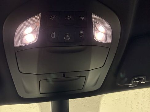 New 2026 Chrysler Pacifica Select image 14