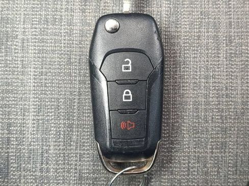 Used 2023 Ford Maverick XLT FWD image 30