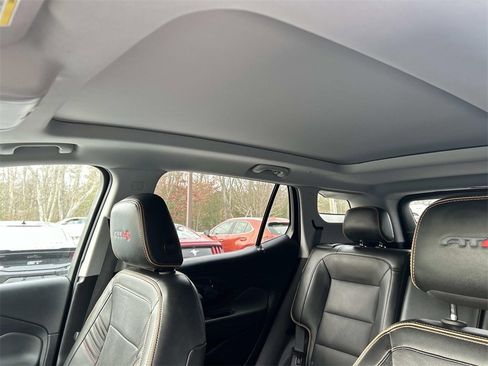 Used 2023 GMC Terrain AT4 image 24