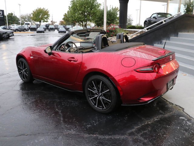 Certified 2026 MAZDA MX-5 Miata Grand Touring w/ Appearance Package RWD image 3