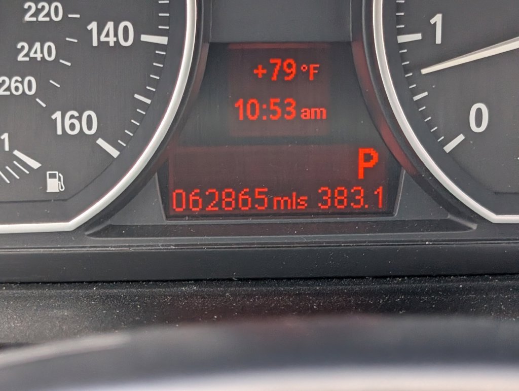 Used 2012 BMW 135i Convertible RWD image 17