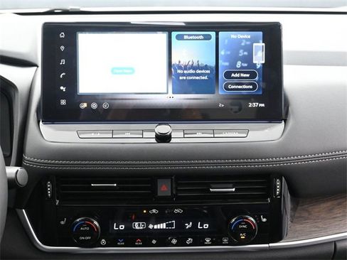 New 2025 Nissan Rogue Platinum w/ Platinum Premium Package image 12