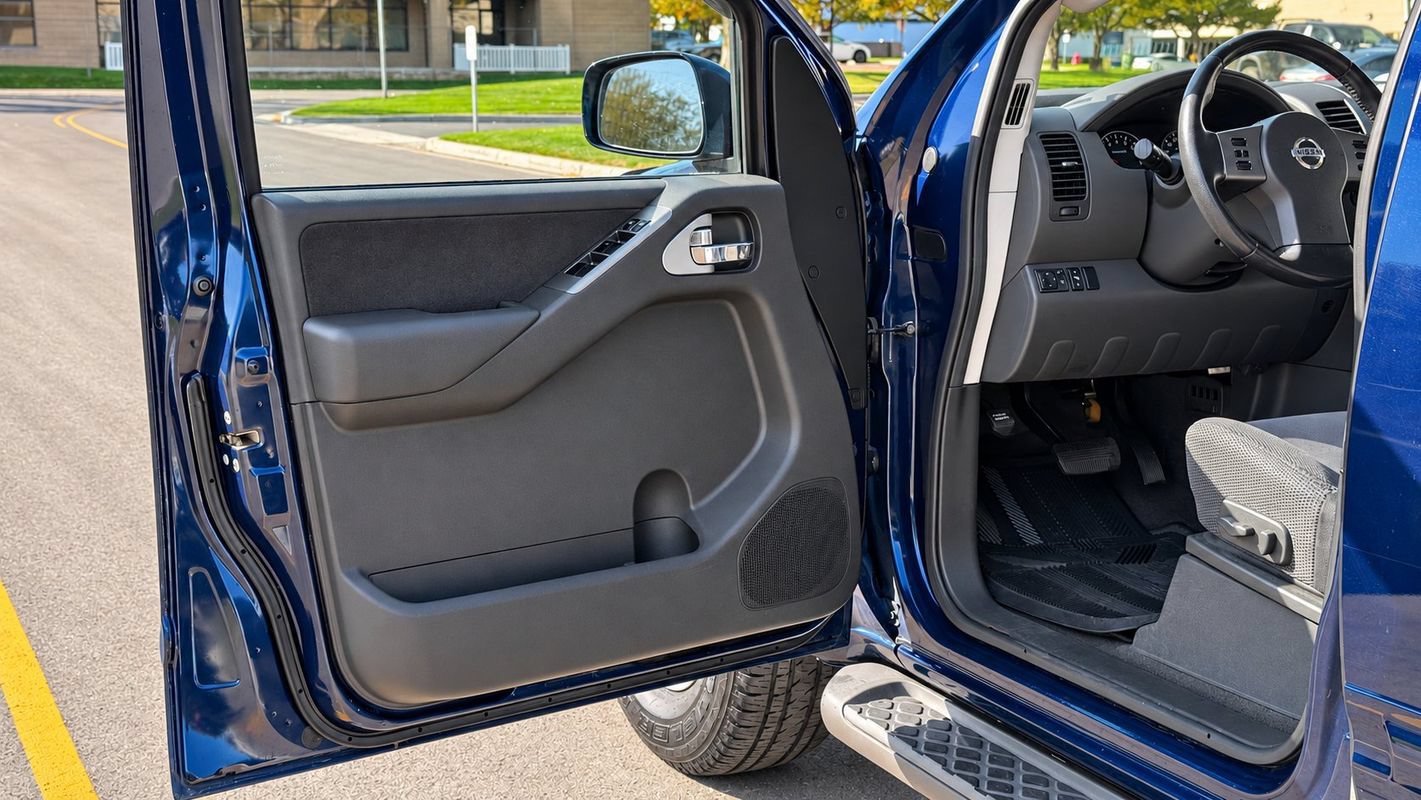 Used 2006 Nissan Pathfinder SE w/ (P01) Se Premium Pkg AWD/4WD image 9
