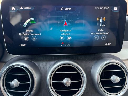 Used 2020 Mercedes-Benz GLC 300 4MATIC image 19