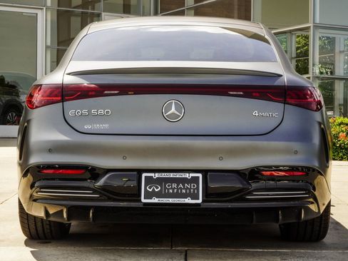 Used 2023 Mercedes-Benz EQS 580 4MATIC Sedan image 11