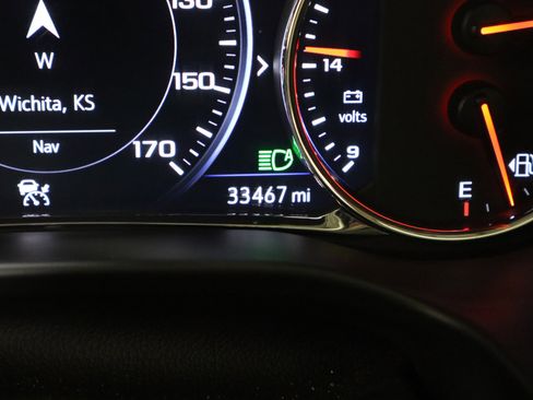 Used 2022 GMC Acadia Denali w/ Denali Ultimate Package image 19