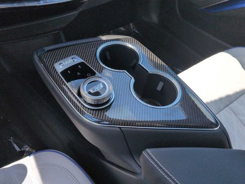 New 2026 Cadillac Optiq V AWD/4WD image 18