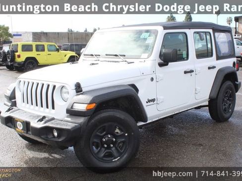 Used 2023 Jeep Wrangler Sport image 11