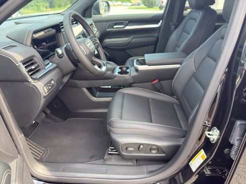 New 2027 GMC Terrain Elevation w/ Elevation Premium Package AWD/4WD image 8