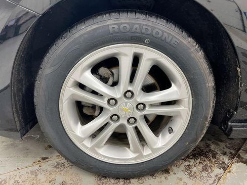 Used 2016 Chevrolet Cruze LT w/ RS Package image 26