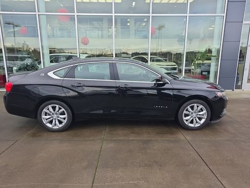 Used 2018 Chevrolet Impala LT w/ LT Convenience Package image 4