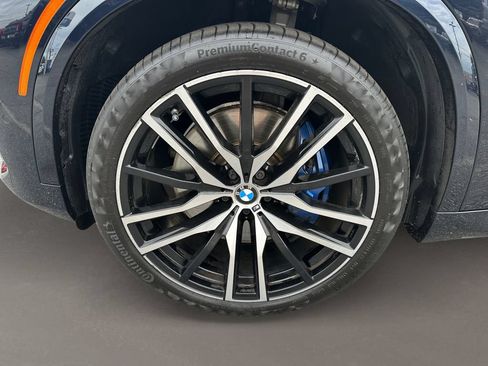 Used 2022 BMW X5 M50i AWD/4WD image 10
