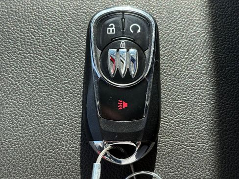 Used 2025 Buick Encore GX Preferred image 22