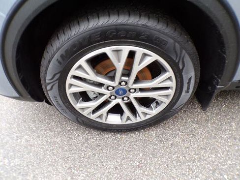 Certified 2022 Ford Escape SEL image 5