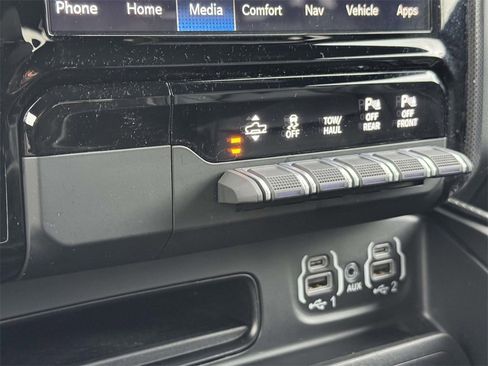 Used 2022 RAM 1500 Limited image 20