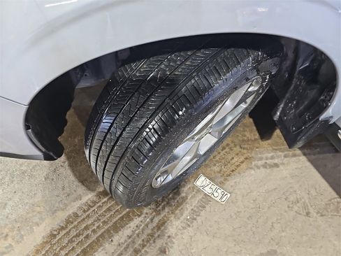 Used 2015 Subaru Forester 2.5i Touring w/ Eyesight & Navigation System image 33