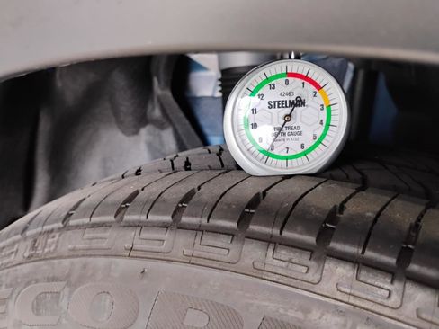 Used 2026 Toyota Prius LE image 4