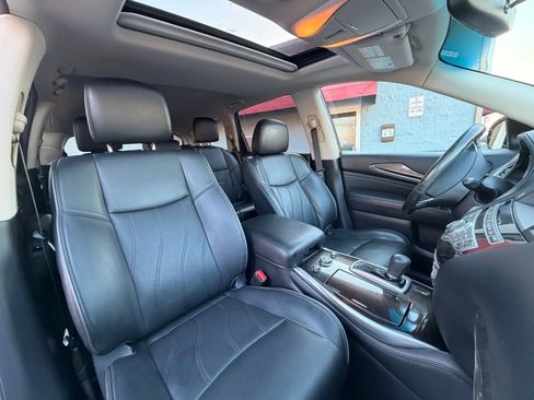 Used 2015 INFINITI QX60 AWD w/ Premium Plus Package image 16